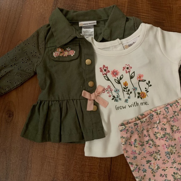 0/3 Matching set w/ Jacket - Picture 2 of 6